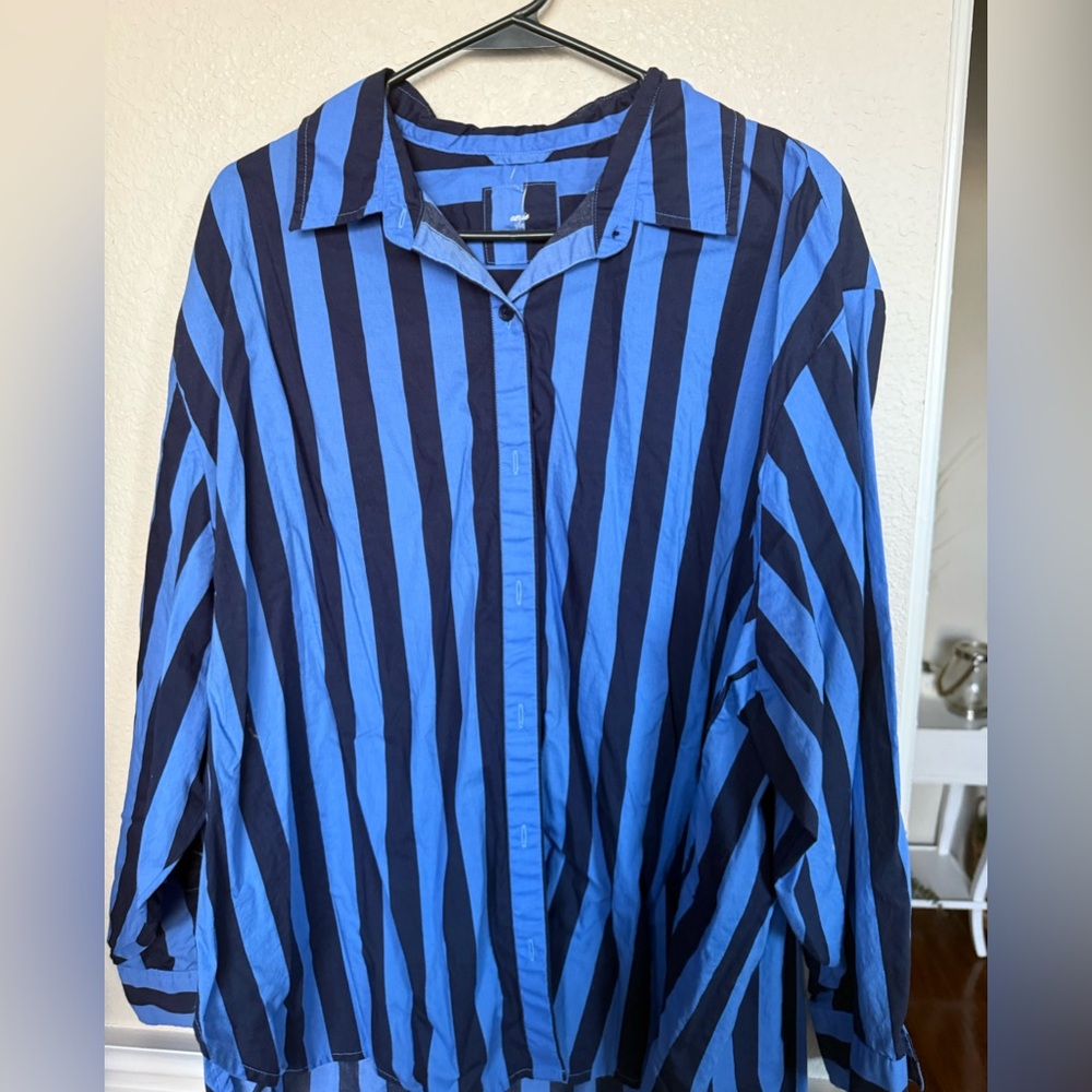 Blue and Black Striped LARGE  aerie - Picture 2 of 9